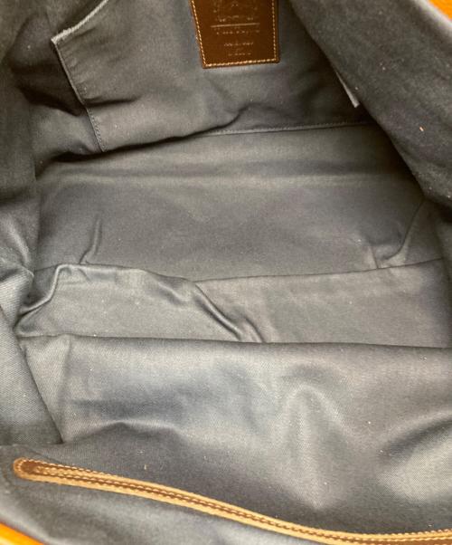 TUSTING（タスティング）TUSTING (タスティング) BythornMK2/レザートートバッグ オレンジ 未使用品の古着・服飾アイテム
