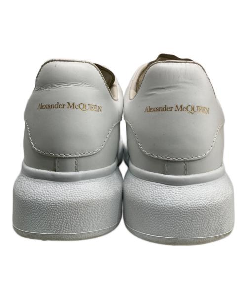 ALEXANDER McQUEEN（アレキサンダーマックイーン）ALEXANDER McQUEEN (アレキサンダーマックイーン) オーバーサイズドスニーカー/厚底スニーカー ホワイト サイズ:37の古着・服飾アイテム