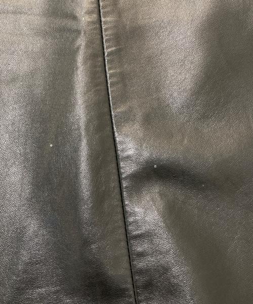 PRADA（プラダ）PRADA (プラダ) レザーミディスカート ブラック サイズ:38の古着・服飾アイテム