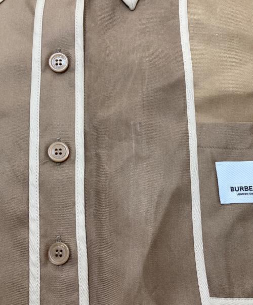 BURBERRY（バーバリー）BURBERRY (バーバリー) シルクサテンシャツ/パネルフロントシルクファイルシャツ ベージュ サイズ:SIZE36の古着・服飾アイテム