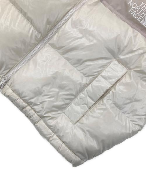 THE NORTH FACE（ザ ノース フェイス）THE NORTH FACE (ザ ノース フェイス) W'S NOVELTY NUPTSE DOWN VEST/ダウンベスト ホワイト サイズ:Mの古着・服飾アイテム