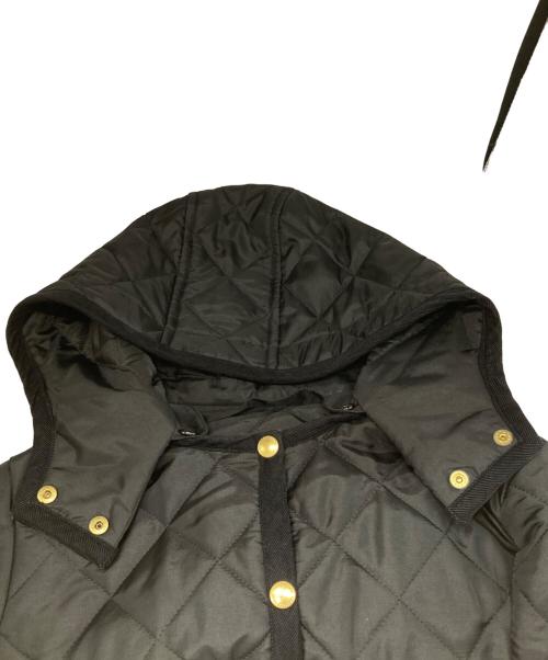 Traditional Weatherwear（トラディショナルウェザーウェア）Traditional Weatherwear (トラディショナルウェザーウェア) ARKLEY WITH HOOD/キルティングジャケット ブラック サイズ:38の古着・服飾アイテム