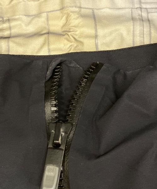 Burton[ak]（バートン）Burton[ak] (バートン) AK GRE HVR STR JK/GORE-TEXジャケット ブラック サイズ:Sの古着・服飾アイテム