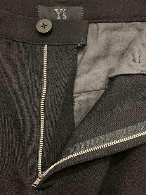 Y's（ワイズ）Y's (ワイズ) 2タック ウールスラックス ブラック サイズ:不明の古着・服飾アイテム