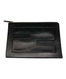FENDI（フェンディ）の古着「バゲット/エンボスロゴクラッチバッグ」｜ブラック