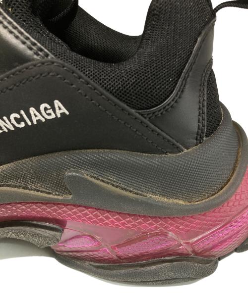 BALENCIAGA（バレンシアガ）BALENCIAGA (バレンシアガ) Triple S Clear Sole/ローカットスニーカー ブラック×ピンク サイズ:42の古着・服飾アイテム