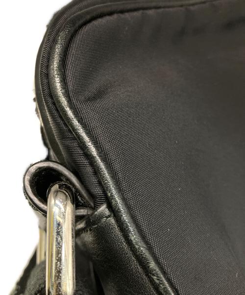 DOLCE & GABBANA（ドルチェ＆ガッバーナ）DOLCE & GABBANA (ドルチェ＆ガッバーナ) レザー切替ロゴプレートショルダーバッグ ブラックの古着・服飾アイテム