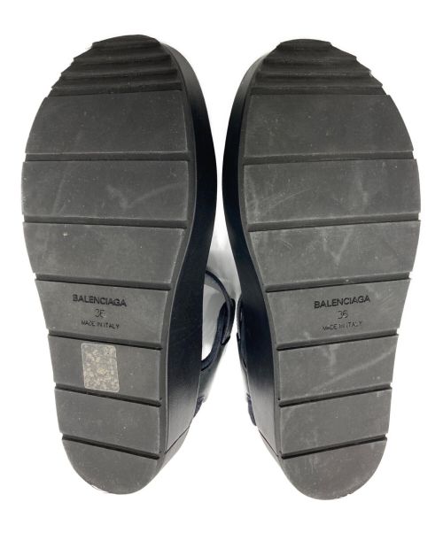 BALENCIAGA（バレンシアガ）BALENCIAGA (バレンシアガ) スタッズストラップサンダル ブラック サイズ:36の古着・服飾アイテム
