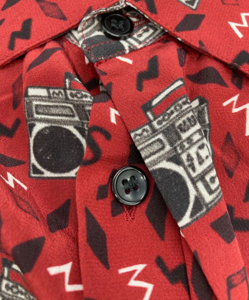 Saint Laurent Paris（サンローランパリ）Saint Laurent Paris (サンローランパリ) シルク総柄シャツ レッド サイズ:SIZE 38の古着・服飾アイテム