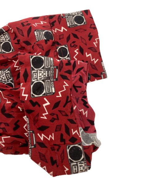 Saint Laurent Paris（サンローランパリ）Saint Laurent Paris (サンローランパリ) シルク総柄シャツ レッド サイズ:SIZE 38の古着・服飾アイテム