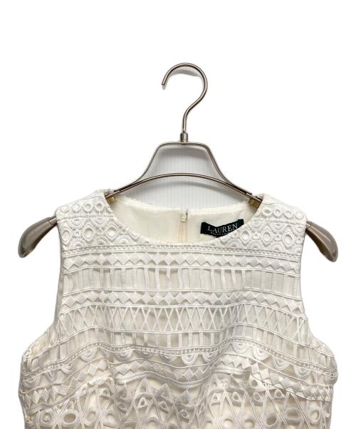 LAUREN RALPH LAUREN（ローレンラルフローレン）LAUREN RALPH LAUREN (ローレンラルフローレン) レースコンビノースリーブワンピース ホワイト サイズ:00の古着・服飾アイテム