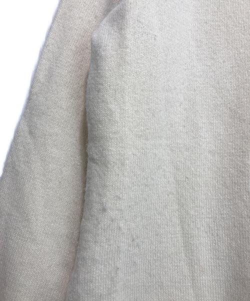 TIARA（ティアラ）TIARA (ティアラ) カシミア混配色Vネックニット ホワイト サイズ:-の古着・服飾アイテム