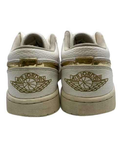NIKE（ナイキ）NIKE (ナイキ) WMNS AIR JORDAN 1 LOW SE ホワイト サイズ:28ｃｍの古着・服飾アイテム