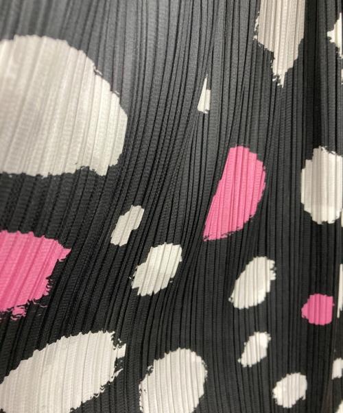 PLEATS PLEASE（プリーツプリーズ）PLEATS PLEASE (プリーツプリーズ) 水玉プリーツスカート ブラック サイズ:SIZE 4の古着・服飾アイテム