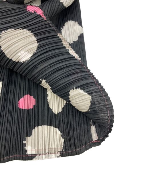 PLEATS PLEASE（プリーツプリーズ）PLEATS PLEASE (プリーツプリーズ) 水玉プリーツスカート ブラック サイズ:SIZE 4の古着・服飾アイテム
