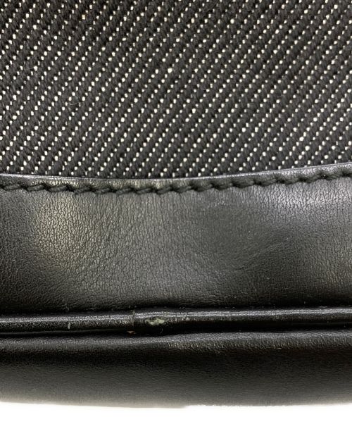 GUCCI（グッチ）GUCCI (グッチ) シェリーラインポーチ ブラックの古着・服飾アイテム