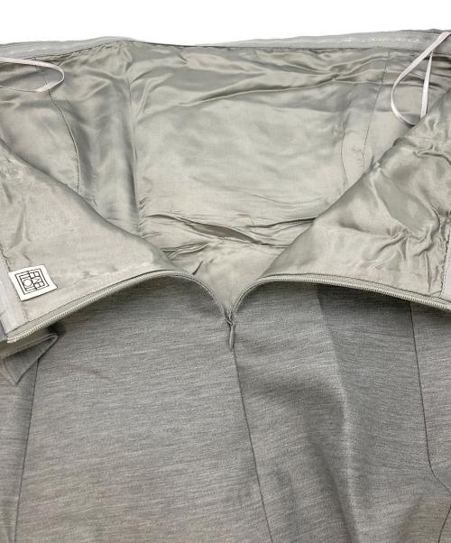 toteme（トーテム）toteme (トーテム) FOLDOVER EVENING TOP グレー サイズ:SIZE 36の古着・服飾アイテム