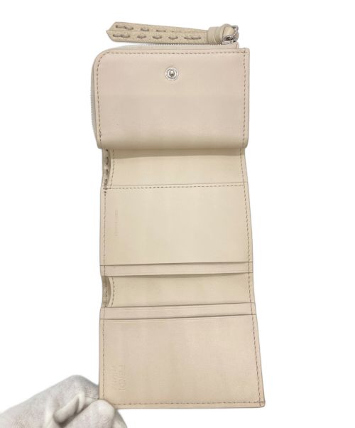 FENDI（フェンディ）FENDI (フェンディ) ピーカブー マイクロ 3つ折り財布 アイボリーの古着・服飾アイテム