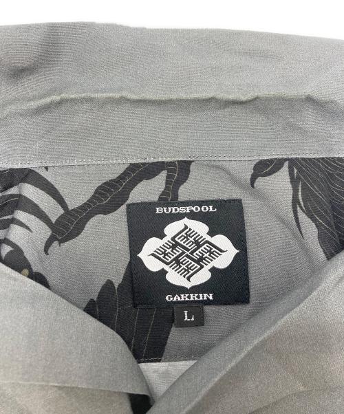 Gakkin（ガッキン）GAKKIN (ガッキン) BUDSPOOL (バッズプール) 軍鶏アロハシャツ グレー サイズ:SIZE Ｌの古着・服飾アイテム