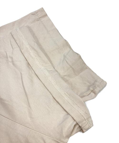 J.W.ANDERSON（ジェイダブリューアンダーソン）J.W.ANDERSON (ジェイダブリューアンダーソン) COTTON T-SHIRT WITH LOGO ベージュ サイズ:SIZE XLの古着・服飾アイテム