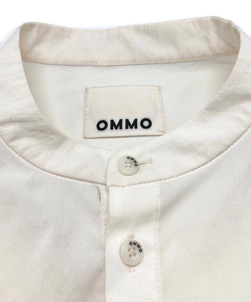 OMMO（オーエムエムオー）OMMO (オーエムエムオー) IRREGULAR PATTERN DOCKING SH ホワイト×グレー サイズ:SIZE Freeの古着・服飾アイテム