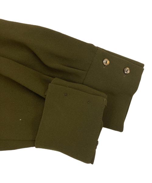 CLANE（クラネ）CLANE (クラネ) COLLAR LAYERD DRAPE ONE PIECE オリーブ サイズ:SIZE 2の古着・服飾アイテム