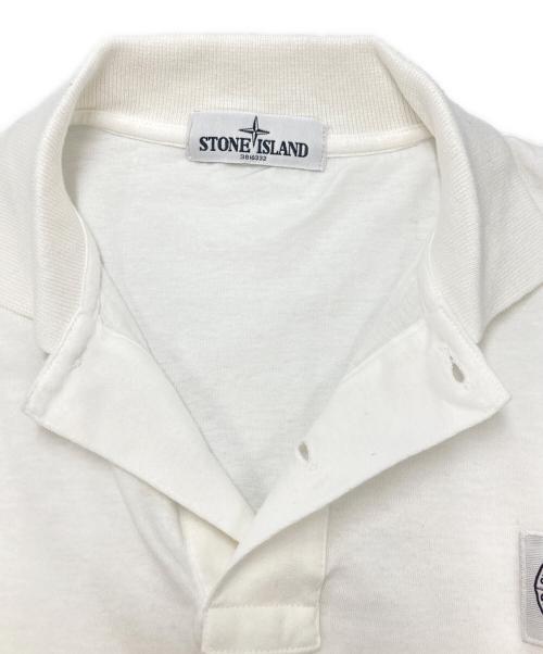 STONE ISLAND（ストーンアイランド）STONE ISLAND (ストーンアイランド) ポロシャツ ホワイト サイズ:SIZE Mの古着・服飾アイテム