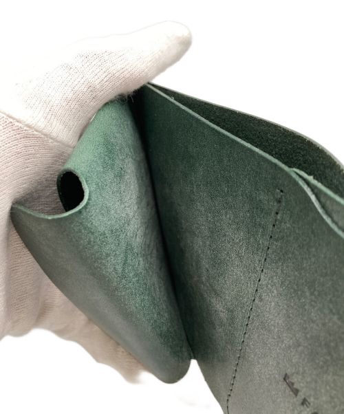 FABRIK（ファブリック）FABRIK (ファブリック) 3つ折り財布 グリーンの古着・服飾アイテム