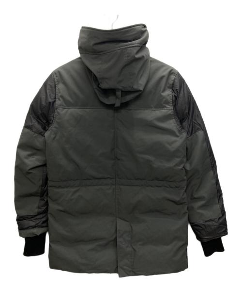 CANADA GOOSE（カナダグース）CANADA GOOSE (カナダグース) Silverthrone Parka GRAPHITE サイズ:SIZE Mの古着・服飾アイテム