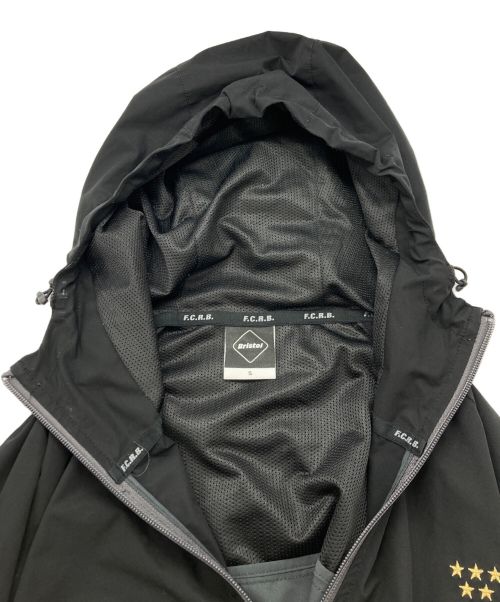 F.C.R.B.（エフシーレアルブリストル）F.C.R.B. (エフシーアールビー) 4WAY STRETCH VENTILATION HOODIE グレー×ブラック サイズ:SIZE Sの古着・服飾アイテム