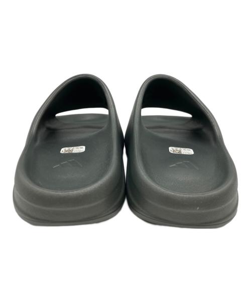 adidas Originals by KANYE WEST（アディダスオリジナルバイ カニエウエスト）adidas Originals by KANYE WEST (アディダスオリジナルバイ カニエウエスト) YEEZY SLIDE Dark Onyx グレー サイズ:30.5cmの古着・服飾アイテム
