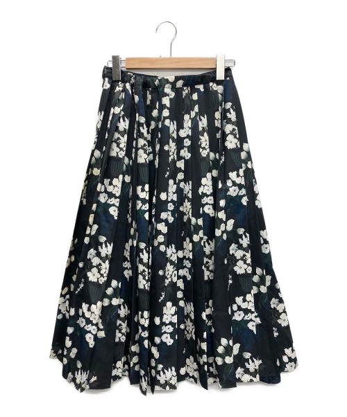 SEVEN TEN by MIHO KAWAHITO（セブン テン バイ ミホ カワヒト）SEVEN TEN by MIHO KAWAHITO (セブン テン バイ ミホ カワヒト) KEITA MARUYAMA (ケイタマルヤマ) 夜の花プリントプリーツスカート ネイビー サイズ:2の古着・服飾アイテム