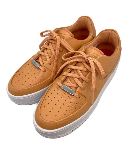 NIKE（ナイキ）NIKE (ナイキ) AIR FORCE 1 SAGE LOW オレンジ サイズ:23.5の古着・服飾アイテム