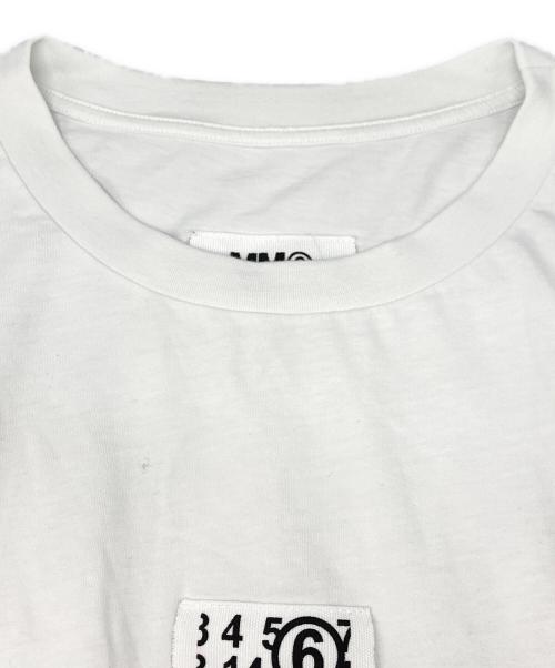 MM6 Maison Margiela（エムエムシックスメゾンマルジェラ）MM6 Maison Margiela (エムエムシックス メゾンマルジェラ) ロゴパッチTシャツ ホワイト サイズ:SIZE Lの古着・服飾アイテム