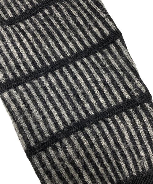 ISSEY MIYAKE（イッセイミヤケ）ISSEY MIYAKE (イッセイミヤケ) クルーネックニット ブラック サイズ:SIZE Mの古着・服飾アイテム