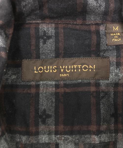 LOUIS VUITTON（ルイ ヴィトン）LOUIS VUITTON (ルイ ヴィトン) モノグラムチェックシャツ グレー サイズ:SIZE　Mの古着・服飾アイテム