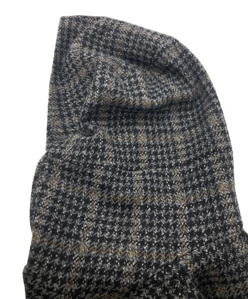 HEVO（イーヴォ）HEVO (イーヴォ) MONTEPARANOウールナイロン ダッフルコート ブラック サイズ:SIZE 48の古着・服飾アイテム