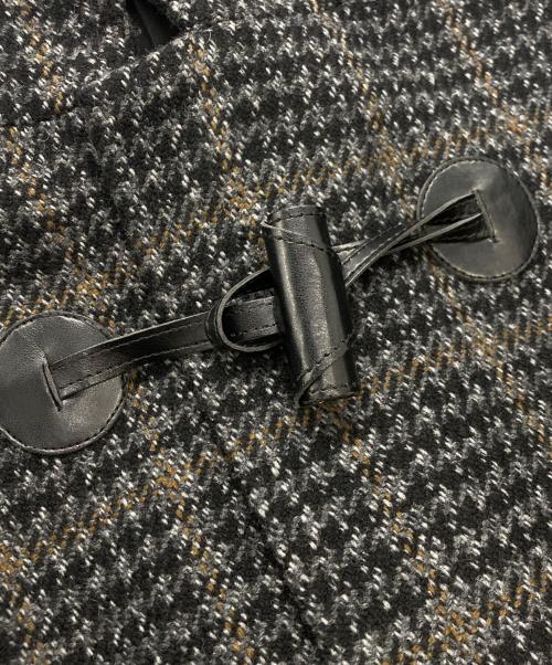 HEVO（イーヴォ）HEVO (イーヴォ) MONTEPARANOウールナイロン ダッフルコート ブラック サイズ:SIZE 48の古着・服飾アイテム