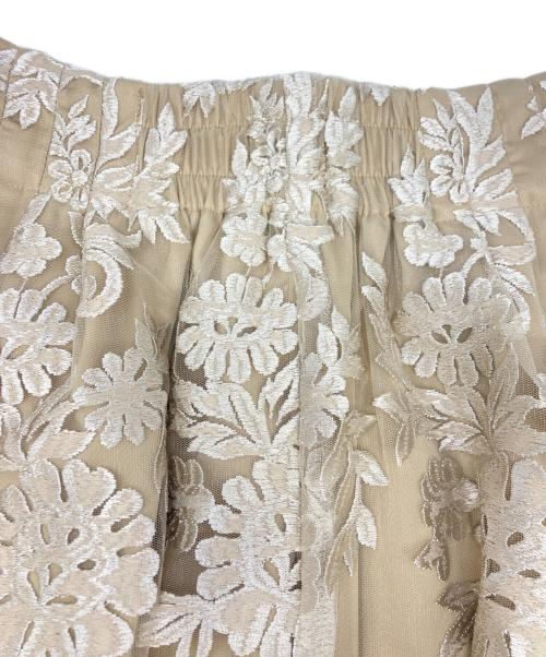 anuans（アニュアンス）anuans (アニュアンス) エンブロイダリーレースハイウエストタックスカート ベージュ サイズ:SIZE Sの古着・服飾アイテム