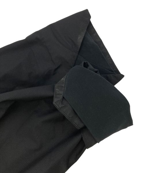 ARC'TERYX VEILANCE（アークテリクスヴェイランス）ARC'TERYX VEILANCE (アークテリクス ヴェイランス) Deploy LT Jacket ブラック サイズ:SIZE Mの古着・服飾アイテム