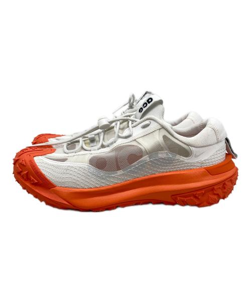 NIKE ACG（ナイキエーシージー）NIKE ACG (ナイキエージーシー) マウンテン フライ 2 ロー ホワイト×オレンジ サイズ:28の古着・服飾アイテム