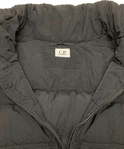C.P COMPANY（シーピーカンパニー）C.P COMPANY (シーピーカンパニー) Chrome-R Garment Dyed Down Jacket ブラック サイズ:SIZE 46の古着・服飾アイテム