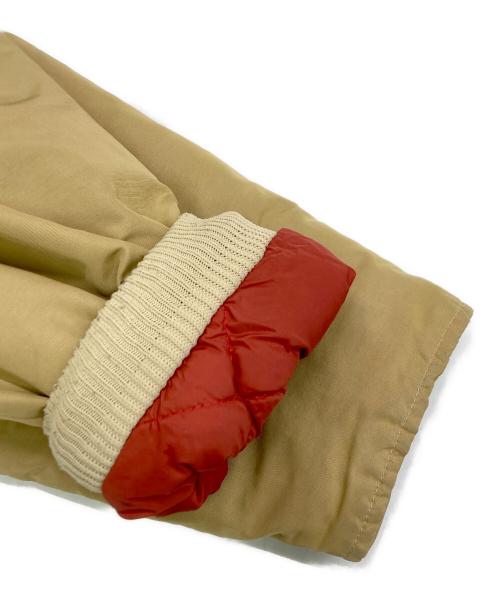 WOOLRICH（ウールリッチ）WOOLRICH (ウールリッチ) ダウンジャケット ベージュ サイズ:SIZE Mの古着・服飾アイテム