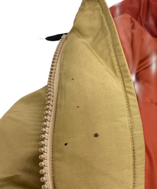 WOOLRICH（ウールリッチ）WOOLRICH (ウールリッチ) ダウンジャケット ベージュ サイズ:SIZE Mの古着・服飾アイテム