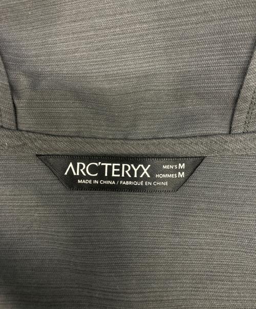 ARC'TERYX（アークテリクス）ARC'TERYX (アークテリクス) ARC'TERYX　TENQUILLE HOODY グレー サイズ:SIZE　Mの古着・服飾アイテム