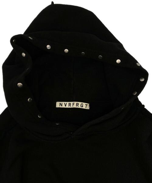 NVRFRGT（ネヴァーフォーゲット）NVRFRGT (ネヴァーフォーゲット) RECYCLED COTTON STUDDED HOODED SWEATSHIRT ブラック サイズ:１の古着・服飾アイテム
