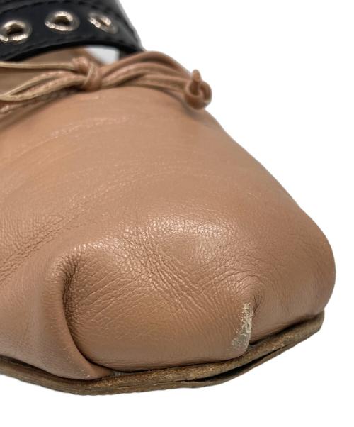MIU MIU（ミュウミュウ）MIU MIU (ミュウミュウ) レザーバレエシューズ ベージュ サイズ:SIZE 40の古着・服飾アイテム