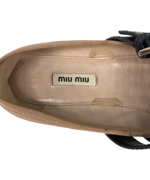 MIU MIU（ミュウミュウ）MIU MIU (ミュウミュウ) レザーバレエシューズ ベージュ サイズ:SIZE 40の古着・服飾アイテム
