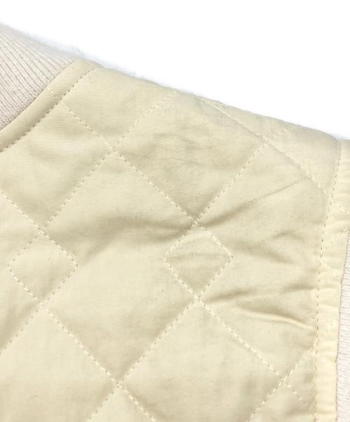 A.P.C.（アーペーセー）A.P.C. (アーペーセー) Eleaキルティングベスト アイボリー サイズ:SIZE 36の古着・服飾アイテム