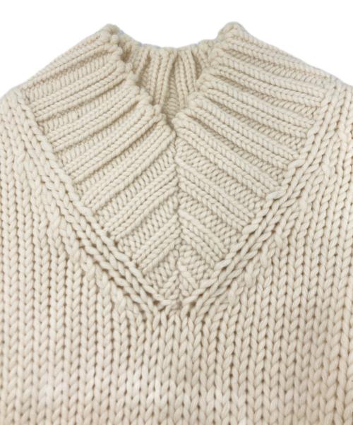 AURALEE（オーラリー）AURALEE (オーラリー) SUPER FINE WOOL AIRY KNIT V-NECK P/O アイボリー サイズ:SIZE 1の古着・服飾アイテム